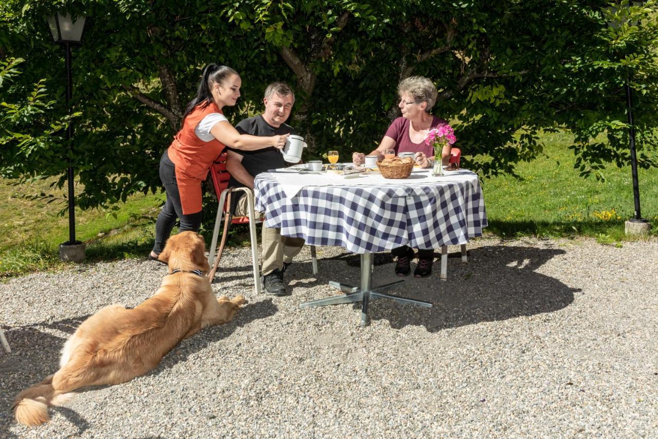 Hotel Gravas Lodge - Das Hotel Fuer Gaeste Mit Hund Vella المظهر الخارجي الصورة